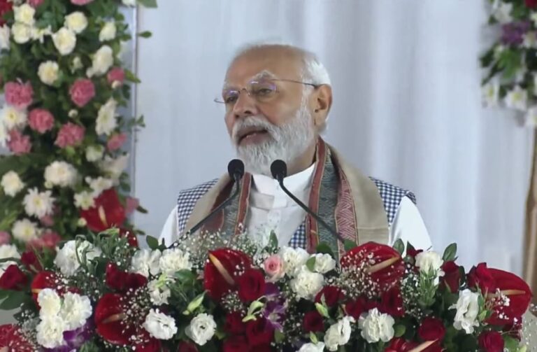 PM Narendra Modi Lays Foundation Stone of Many Projects Worth Rs 7500 crores in Raipur, Chhattisgarh