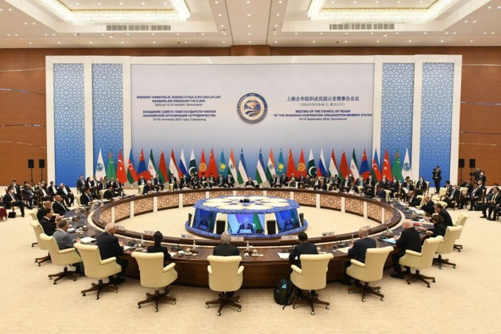 SCO Summit Adopts Document to Combat Radicalization