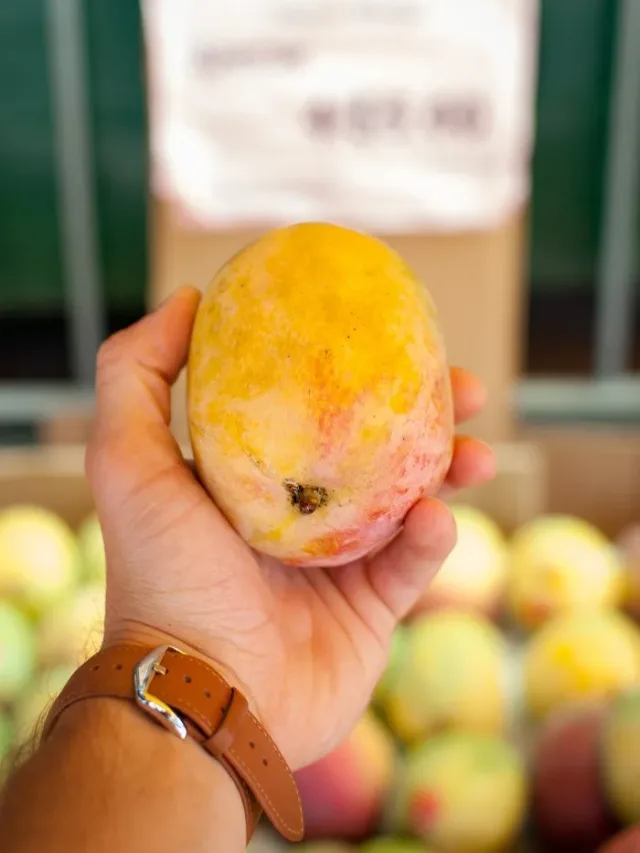 How to Identify Chemically Ripened Mangoes in Seconds!