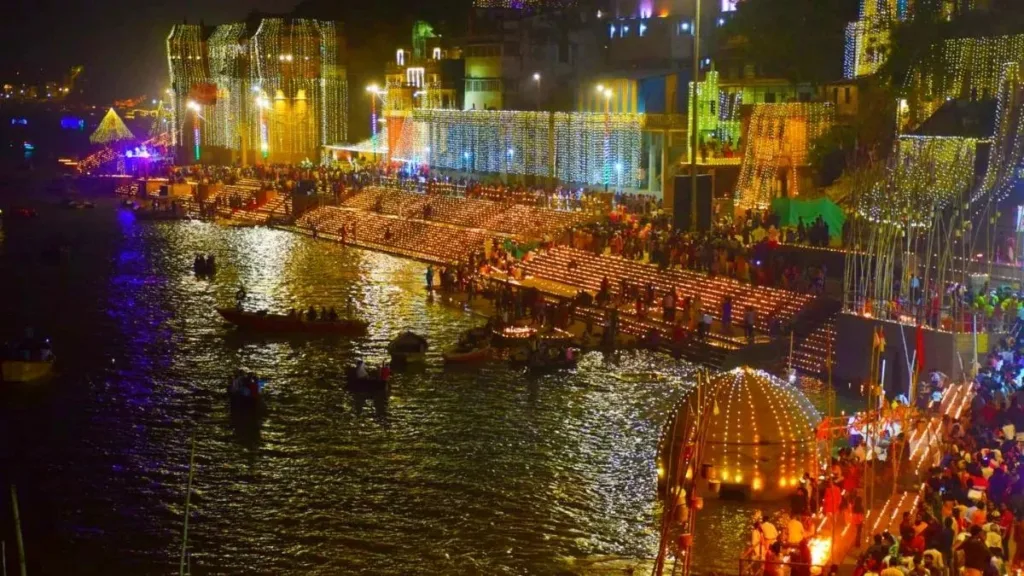 Dev Deepawali Illuminates Varanasi with International Presence