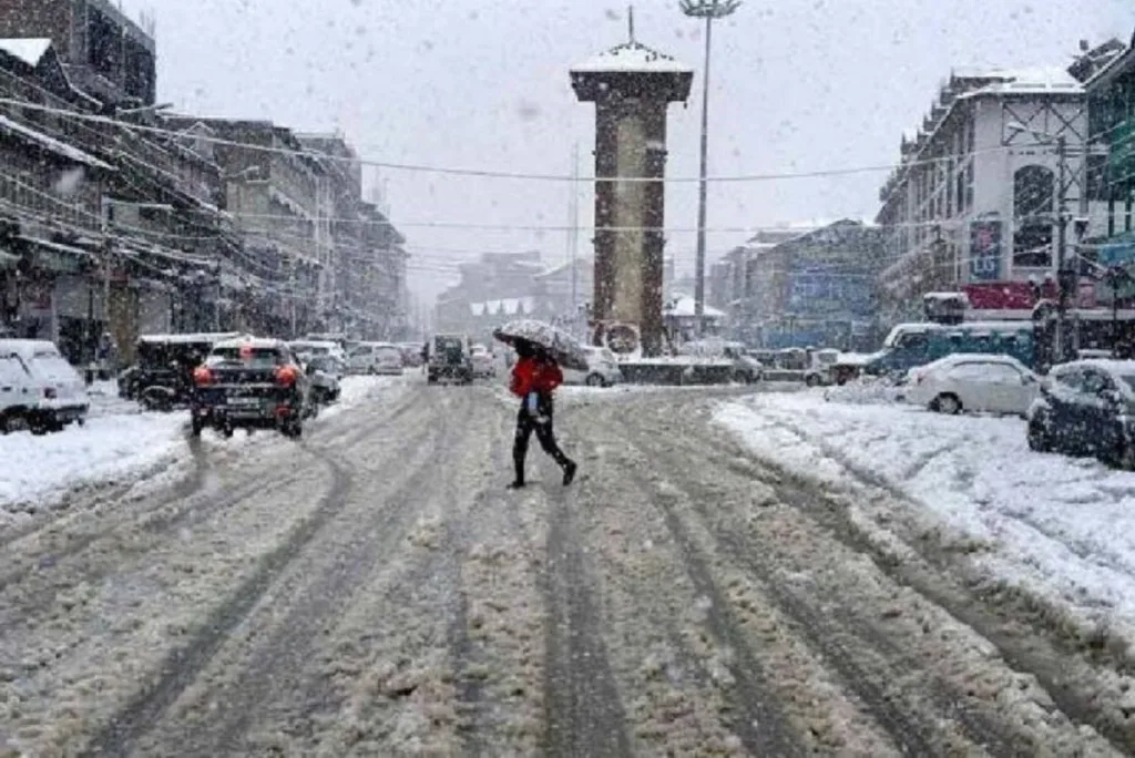 IMD Predicts Frigid Conditions in Kashmir as 'Chilla-i-Kalan' Winter Period Persists