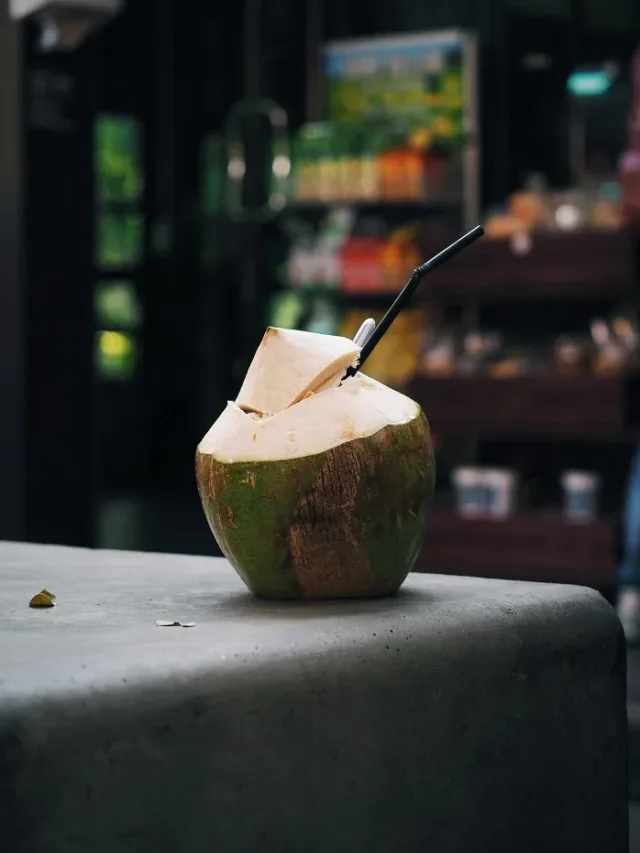 5 Reasons to Start Your Day with Coconut Water