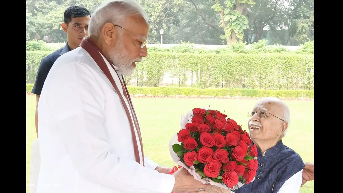Veteran Leader Lal Krishna Advani to Receive Bharat Ratna, PM Modi Extends Congratulations