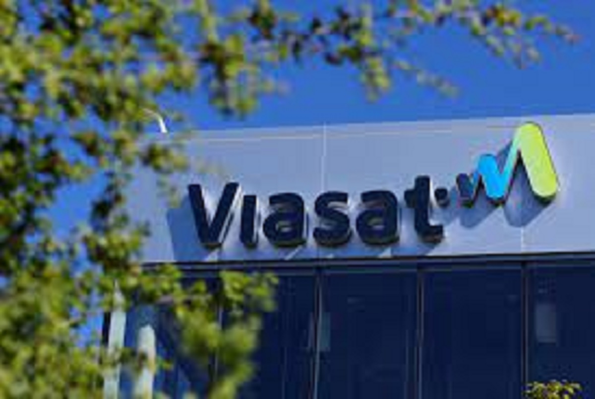 Viasat Seeks LEO Capacity for Comprehensive Mobile Broadband Services