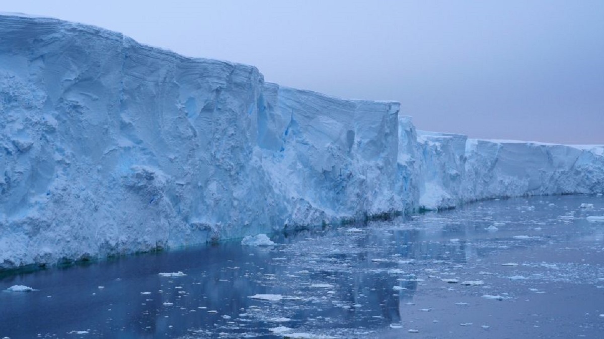 Antarctic Ice Shelves Hide a Big Secret That Threatens Our Coasts
