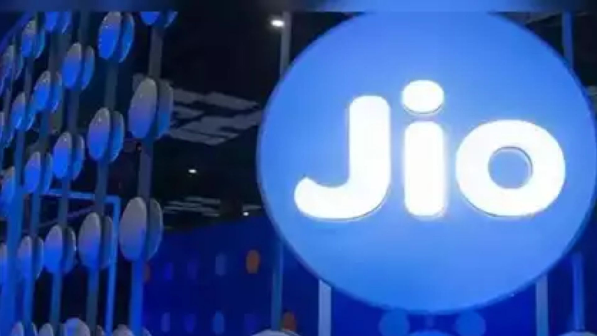 Jio Financial share price gains 2% as Reliance group NBFC to consider first-ever dividend on Thursday