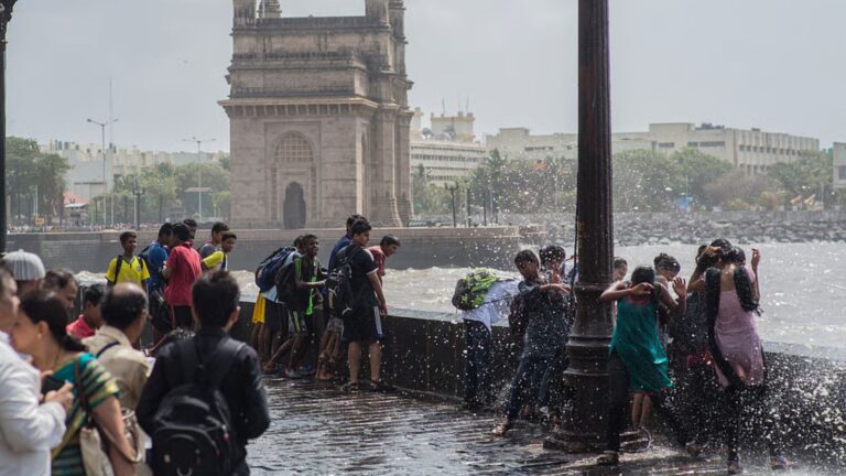 Heavy Rainfall Predicted in Maharashtra as Monsoon Arrives Early