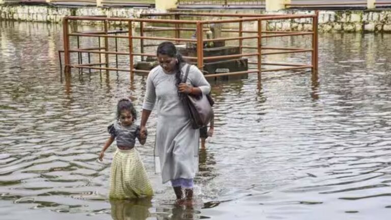 IMD Issues Red Alert for Raigad, Ghat Areas of Pune and Satara; Mumbai on Orange Alert Amid Heavy Rainfall