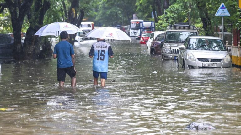 IMD Issues Flash Flood Alert for Konkan and Goa, Including Mumbai, on August 17