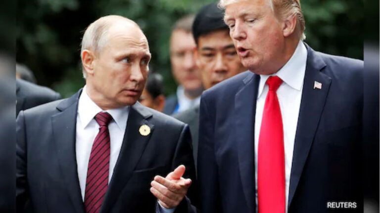 Trump Links India Tariffs to Putin’s Willingness for Alaska Talks on Ukraine