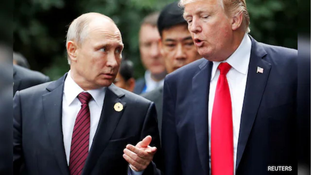 Trump Links India Tariffs to Putin’s Willingness for Alaska Talks on Ukraine