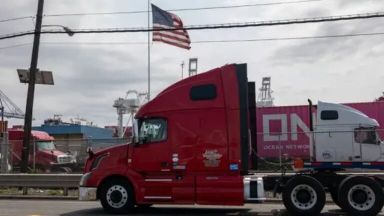 US Halts Worker Visas for Commercial Truck Drivers After Fatal Crash