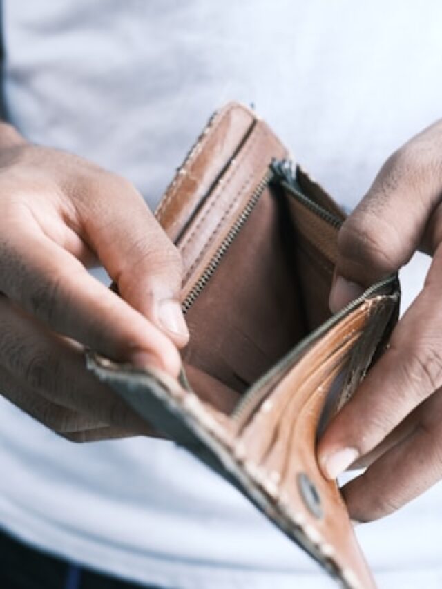 Stop Doing These 5 Things If You Ever Want to Be Rich